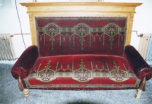Starožitné sofa - před renovací